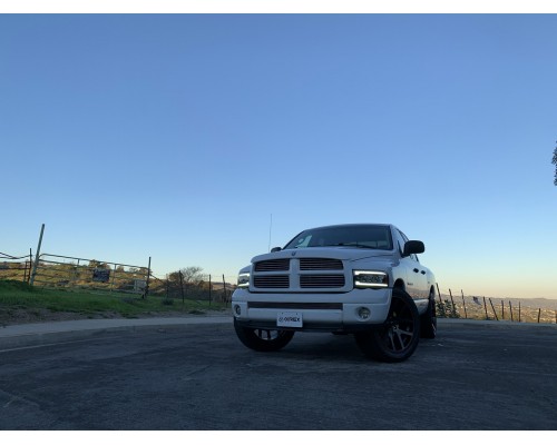 Фары Dodge Ram 02-05 светодиодные серии NOVA цвет Black Фары Dodge Ram 02-05 светодиодные серии NOVA цвет Black