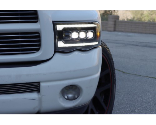 Фары Dodge Ram 02-05 светодиодные серии NOVA цвет Black Фары Dodge Ram 02-05 светодиодные серии NOVA цвет Black