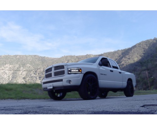 Фары Dodge Ram 02-05 светодиодные серии NOVA цвет Black Фары Dodge Ram 02-05 светодиодные серии NOVA цвет Black