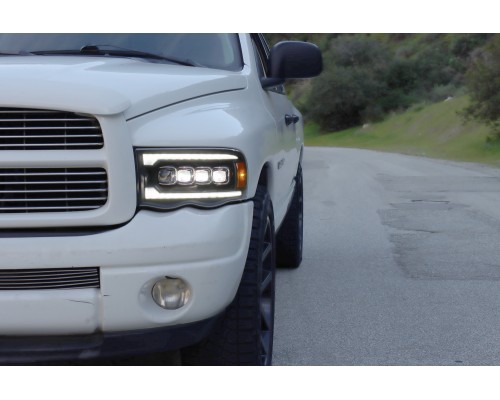 Фары Dodge Ram 02-05 светодиодные серии NOVA цвет Black Фары Dodge Ram 02-05 светодиодные серии NOVA цвет Black