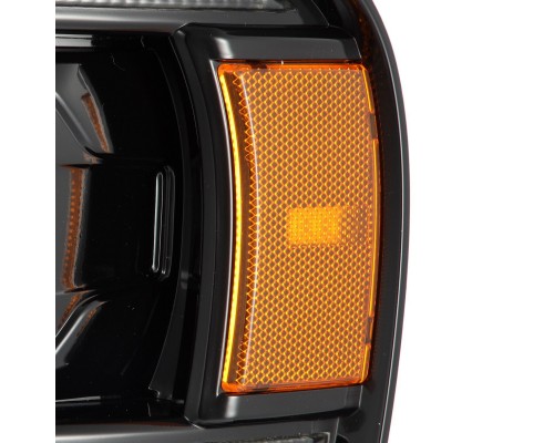Фары Dodge Ram 2002-2005 светодиодные серии LUXX цвет Alpha-Black Фары Dodge Ram 2002-2005 светодиодные серии LUXX цвет Alpha-Black