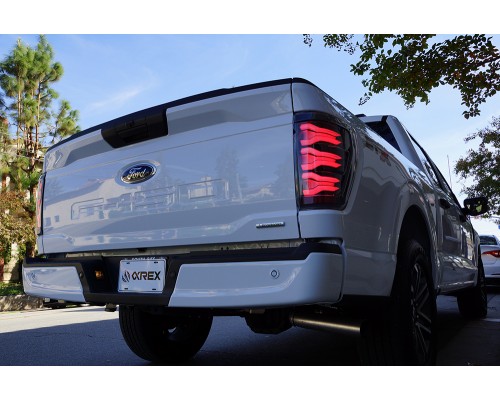 Задние фонари Ford F150 2021-2023 светодиодные с желтым поворотником серии LUXX цвет Alpha-Black Задние фонари Ford F150 2021-2023 светодиодные с желтым поворотником серии LUXX цвет Alpha-Black