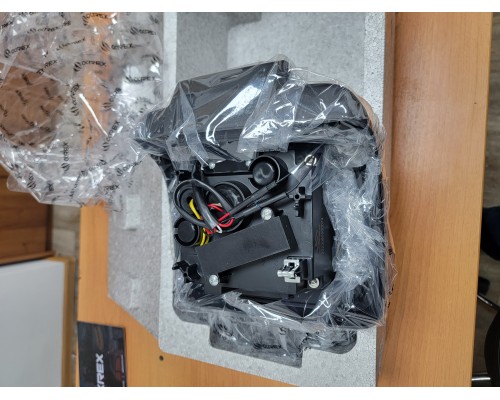 Фары Jeep Wrangler JL 2018-2025 и Jeep Gladiator JT 2019-2025 светодиодные серия NOVA цвет Alpha-black