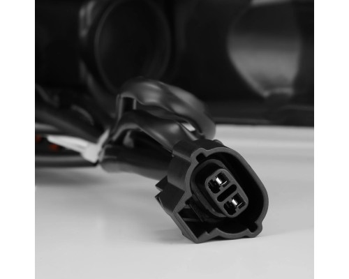 Задние фонари Luxus GX460 2014-2023 светодиодные с желтым поворотником серии PRO цвет Black