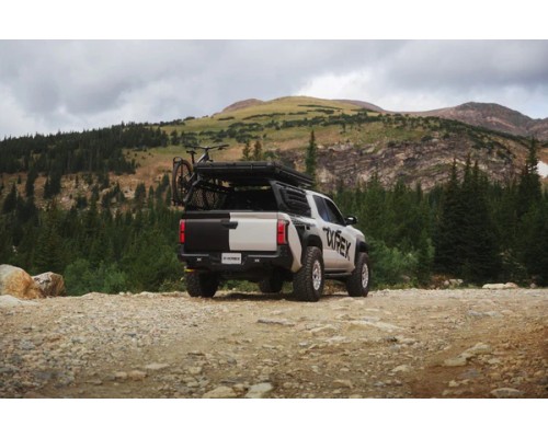 Задние фонари Toyota Tacoma 2005-2015 светодиодные с желтым поворотником серия NOVA цвет Black Задние фонари Toyota Tacoma 2005-2015 светодиодные с желтым поворотником серия NOVA цвет Black