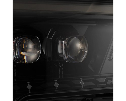 Фары Toyota Tacoma 2024-2026 и Toyota 4Runner 2025-20026 светодиодные серии NOVA OG-Style цвет Alpha-Black