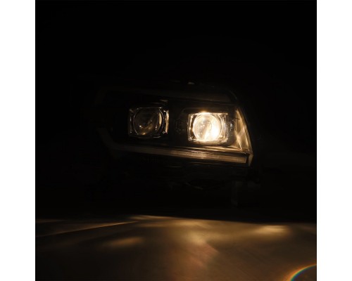 Фары Toyota 4Runner 2003-2009 галогенные серия PRO цвет Black