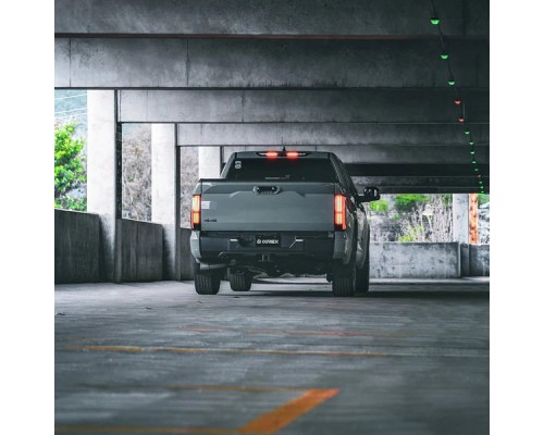Задние фонари Toyota Tundra 2022-2024 с желтым поворотником серия NOVA Prismatic цвет Alpha-Black Задние фонари Toyota Tundra 2022-2024 с желтым поворотником серия NOVA Prismatic цвет Alpha-Black