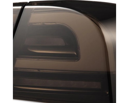 Задние фонари Tesla Model S 2012-2021 с желтым поворотником серии LUXX цвет Black Smoke Задние фонари Tesla Model S 2012-2021 с желтым поворотником серии LUXX цвет Black Smoke