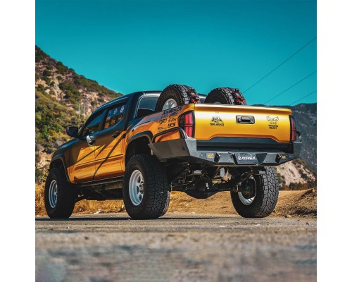 Задние фонари Toyota Tacoma 2016-2023 светодиодные с желтым поворотником серии NOVA Prismatic цвет Black Задние фонари Toyota Tacoma 2016-2023 светодиодные с желтым поворотником серии NOVA Prismatic цвет Black