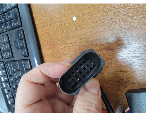 Переходник со штатных фар Tesla Model S 17-21 (до рестайлинга) на фары Alpharex 