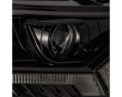Фары Ford Ranger 2019-2023 линзованные галогенные серия PRO цвет Alpha-Black Фары Ford Ranger 2019-2023 линзованные галогенные серия PRO цвет Alpha-Black