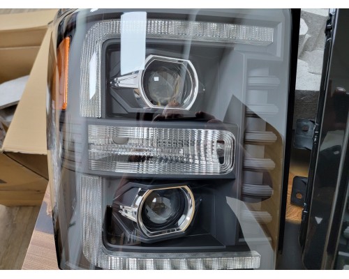 Фары Ford F250 F350 F450 F550 светодиодные 2011-2016 серии LUXX цвет Black