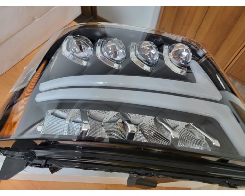 Фары Chevrolet Tahoe 07-14 Suburban Avalanche Alpharex серия NOVA светодиодные цвет черный матовый УЦЕНКА Фары Chevrolet Tahoe 07-14 Suburban Avalanche Alpharex серия NOVA светодиодные цвет черный матовый УЦЕНКА