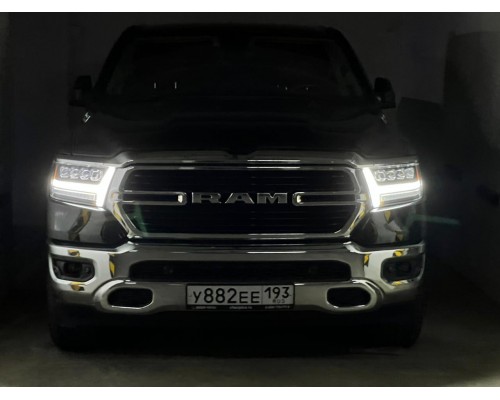Фары Dodge Ram светодиодные 2019-2024 серии NOVA цвет черный под глянцевым лаком