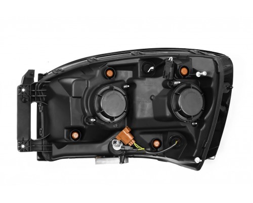 Фары Dodge Ram 06-09 линзованные галогенные PRO-серия цвет Alpha-Black Фары Dodge Ram 06-09 линзованные галогенные PRO-серия цвет Alpha-Black