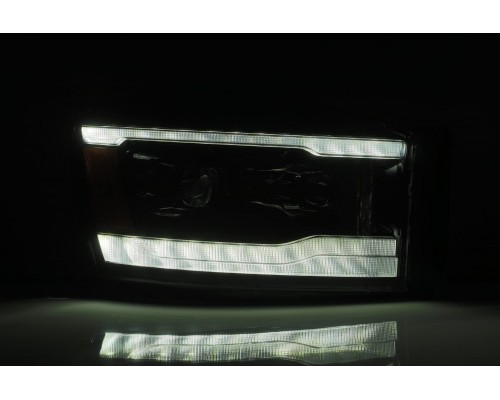 Фары Dodge Ram 06-09 линзованные галогенные PRO-серия цвет Alpha-Black Фары Dodge Ram 06-09 линзованные галогенные PRO-серия цвет Alpha-Black