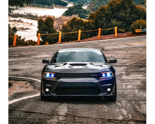 Фары Dodge Charger 2015-2023 светодиодные серии LUXX цвет Alpha-Black Фары Dodge Charger 2015-2023 светодиодные серии LUXX цвет Alpha-Black