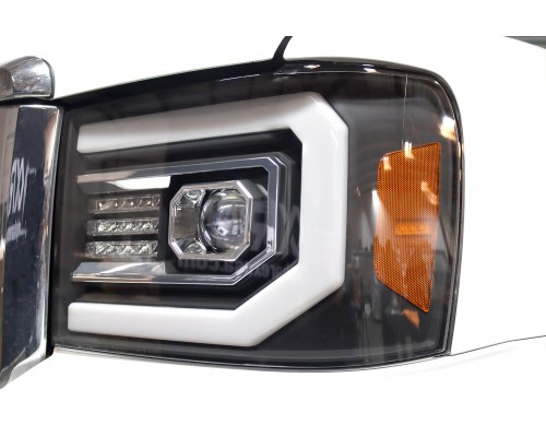 Фары GMC Sierra 2007-2013 галогенные линзованные серии PRO цвет Jet Black Фары GMC Sierra 2007-2013 галогенные линзованные серии PRO цвет Jet Black