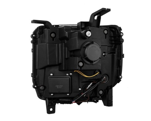Фары GMC Sierra 2014-2018 светодиодные серии LUXX цвет Alpha-Black Фары GMC Sierra 2014-2018 светодиодные серии LUXX цвет Alpha-Black