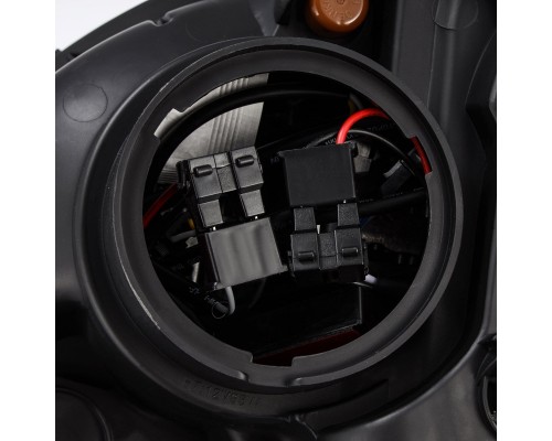 Фары Toyota Sienna 2011-2020 светодиодные Alpharex Nova серия цвет Black Фары Toyota Sienna 2011-2020 светодиодные Alpharex Nova серия цвет Black